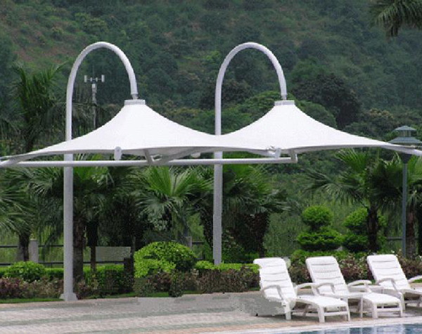 膜結(jié)構(gòu)景觀雨陽傘面對突發(fā)性自然狀況該如何預(yù)防？