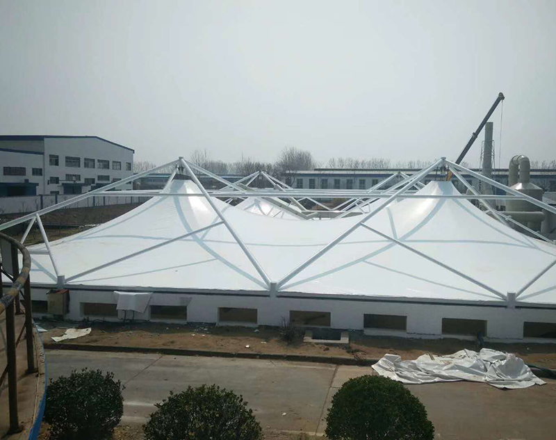 選擇污水池加蓋膜結(jié)構(gòu)需要注意哪些？