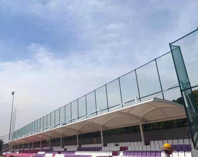 佛蘭空間膜結(jié)構(gòu)公司在廣州市增城區(qū)某學(xué)校操場(chǎng)膜結(jié)構(gòu)看臺(tái)工程圓滿驗(yàn)收！